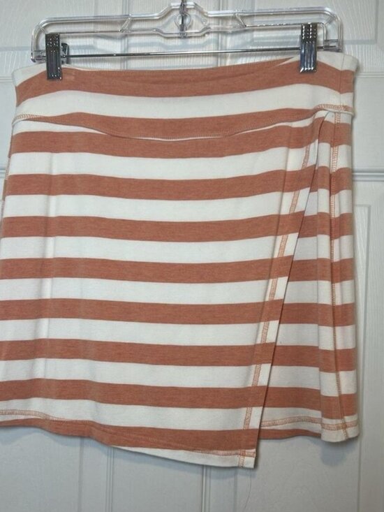 Dresses & Skirts - Orange White Stretch Casual Activewear